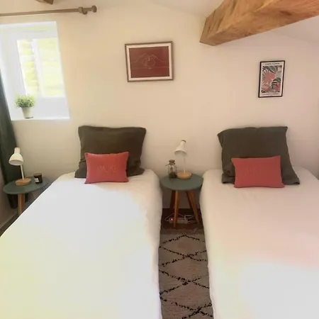 Charmante Feniere En Drome Сasa de vacaciones Combovin