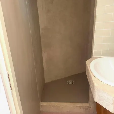 Charmante Feniere En Drome * Combovin